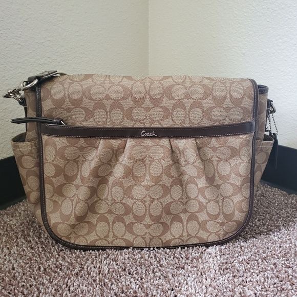 Coach diaper / messenger bag - Picture 1 of 4